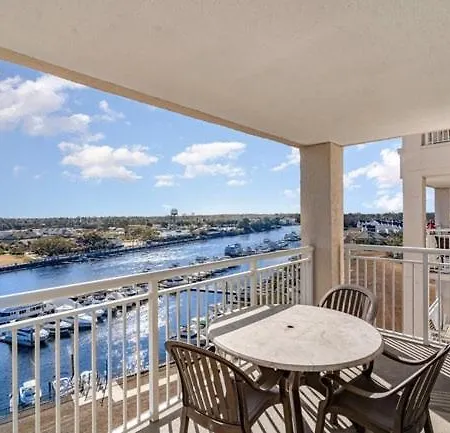 Yacht Club Villas 2-903